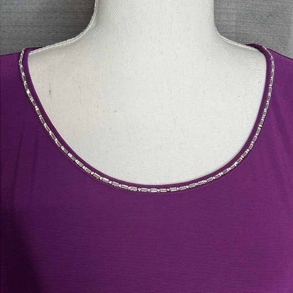 BLOSSOM BY P PURPLE 3/4 SLEEVED ASYMMETRICAL HANKY HEM BLOUSE SIZE 1XL - Picture 3 of 7